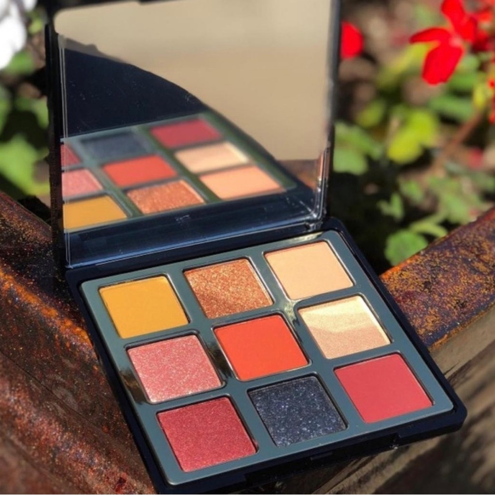Eleman Beauty Inferno Eyeshadow Palette